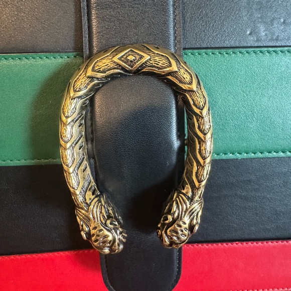 Authentic Gucci Black, Red, and Green Large Dionysus Bag with Bamboo Handle - Picture 2 of 16